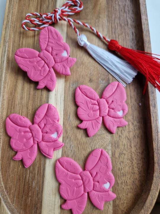 Martisor brosa bow