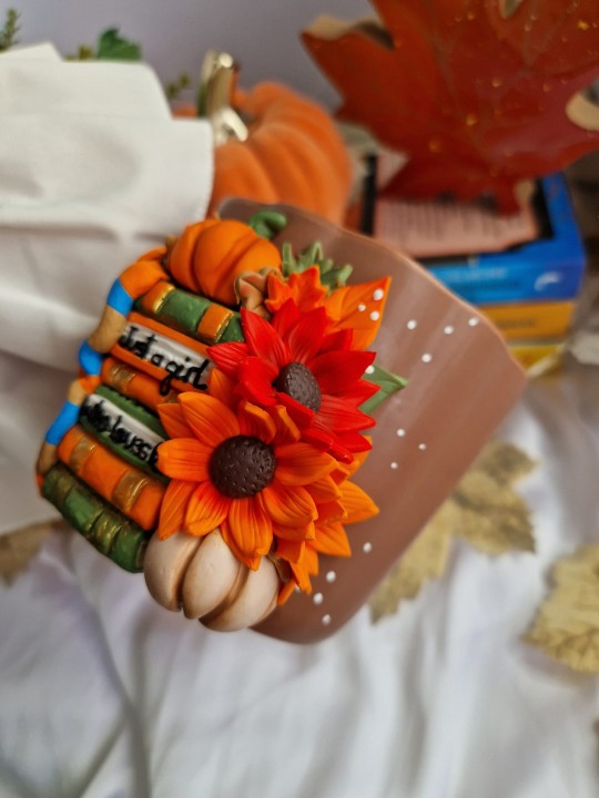 Just a girl who loves fall